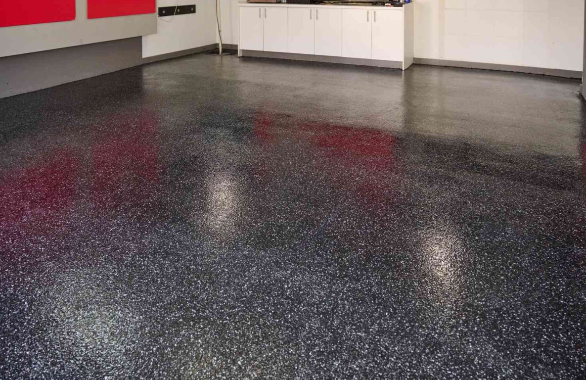 Epoxy garage floor coating installation in Palm City, FL